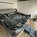 Ecrin De Verdure Jacuzzi Et Piscine Dom wakacyjny Angrie