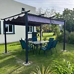 Ecrin De Verdure Jacuzzi Et Piscine