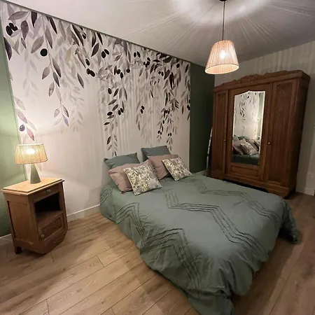 Ecrin De Verdure Jacuzzi Et Piscine Feriehus *