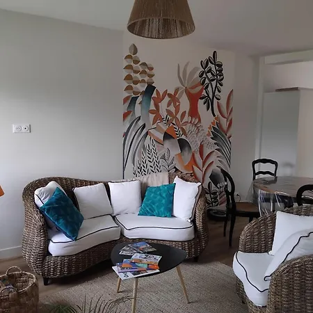 Tatil Evi Ecrin De Verdure Jacuzzi Et Piscine Angrie