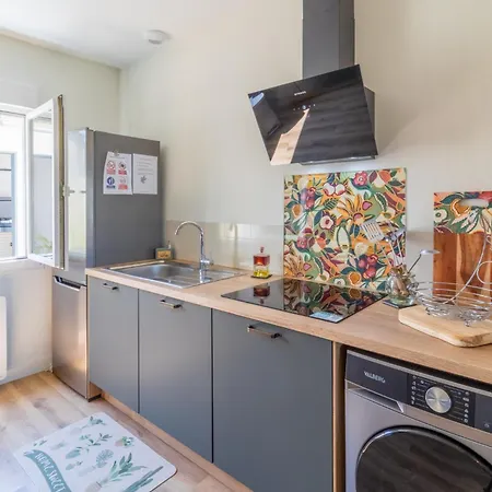 Ecrin De Verdure Jacuzzi Et Piscine *