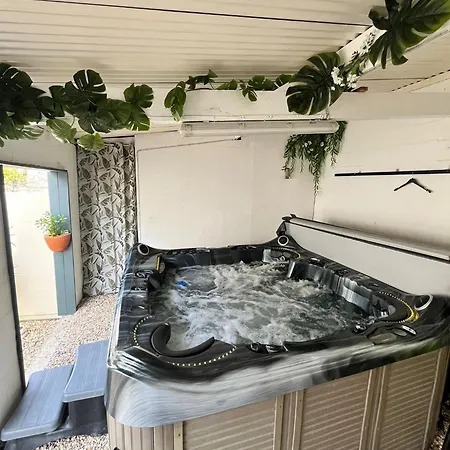 Ecrin De Verdure Spa, Piscine Et Nature