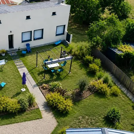 Ecrin De Verdure Spa, Piscine Et Nature * Angrie