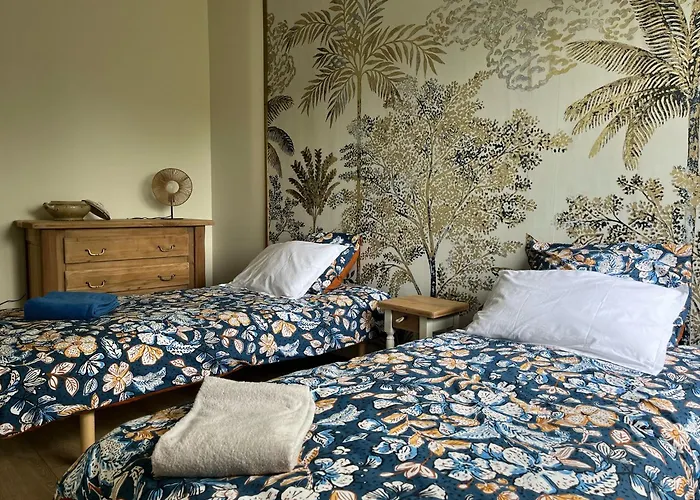 Ecrin De Verdure Jacuzzi Et Piscine *