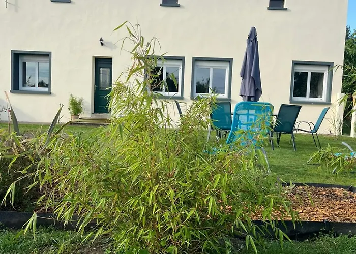 Ecrin De Verdure Jacuzzi Et Piscine Tatil Evi Angrie