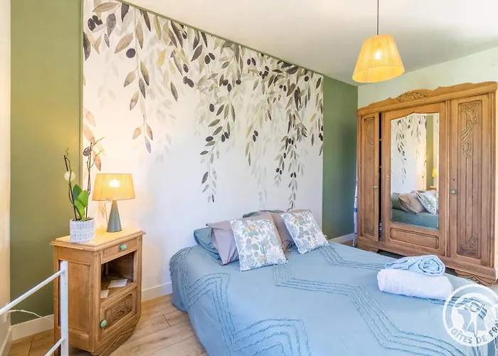 Ecrin De Verdure Jacuzzi Et Piscine